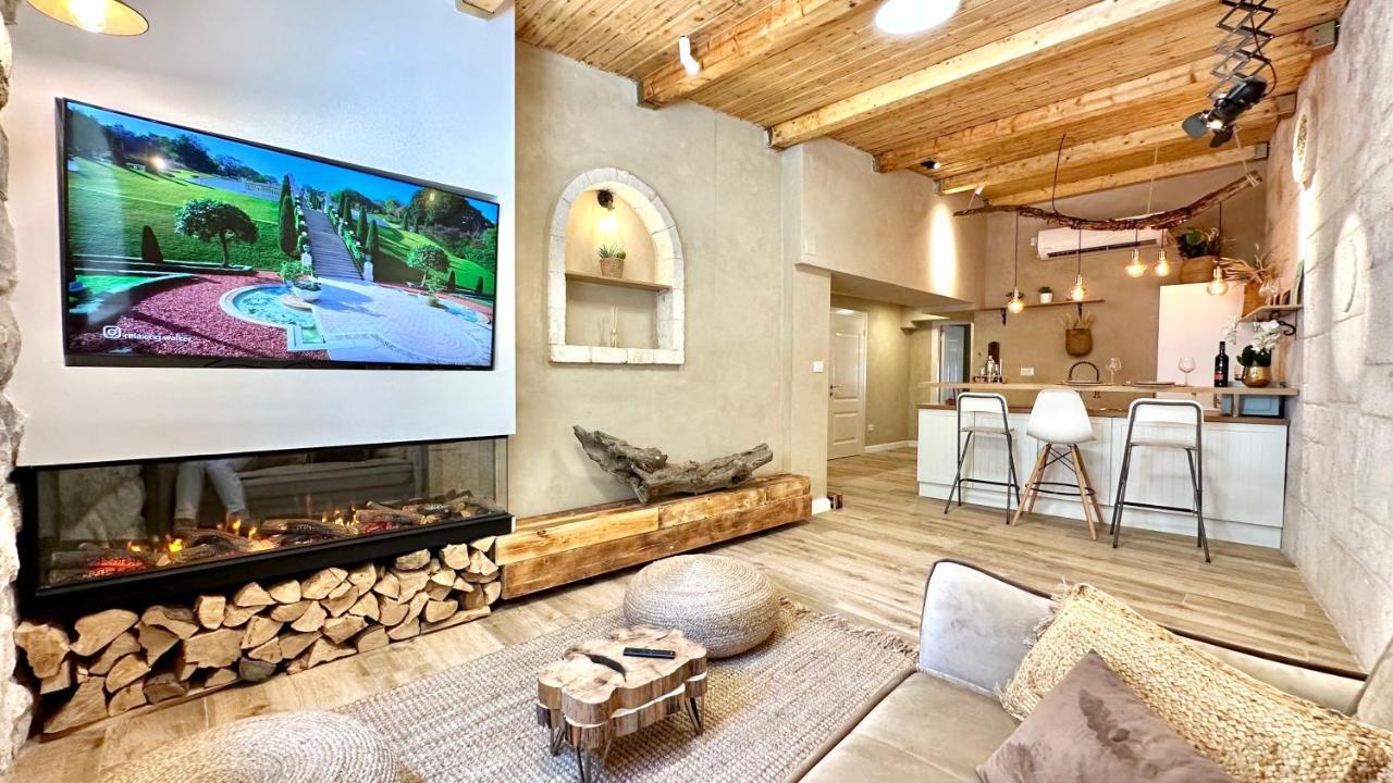 Boutique Apartment In Heart Of Хайфа Екстериор снимка