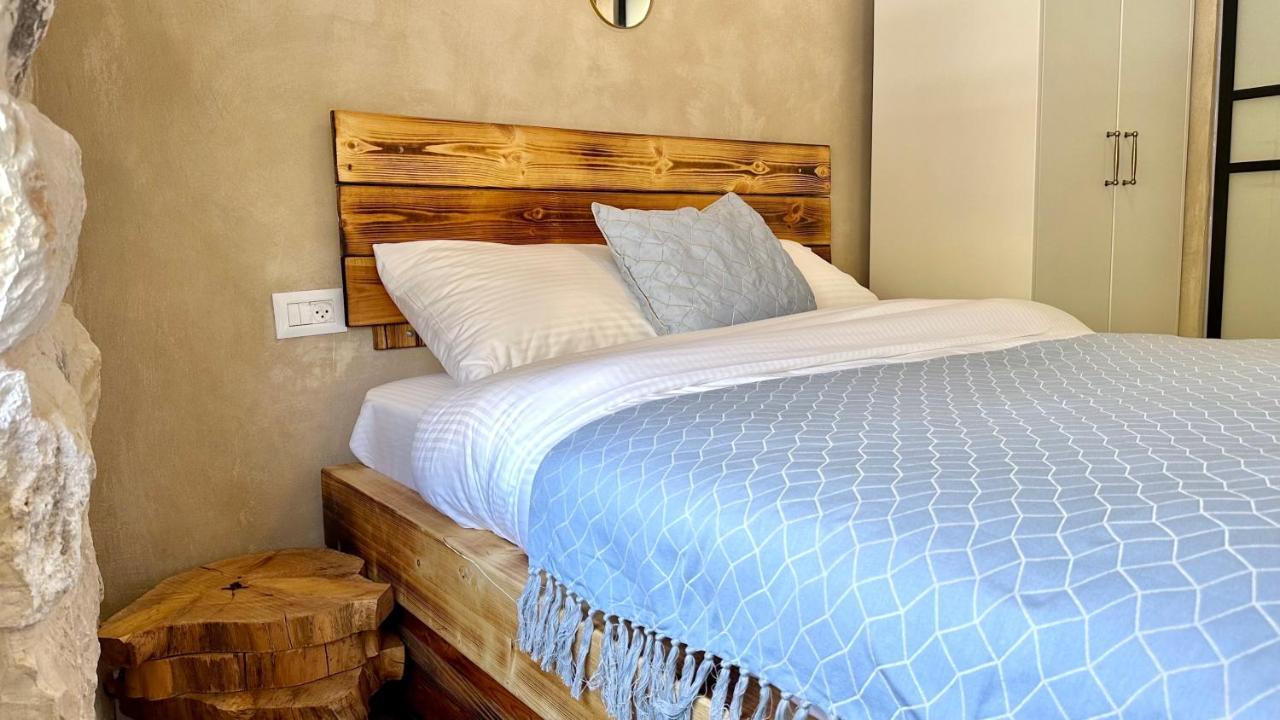 Boutique Apartment In Heart Of Хайфа Екстериор снимка