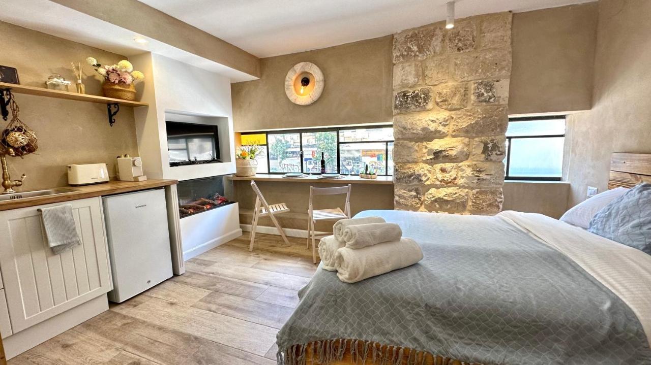 Boutique Apartment In Heart Of Хайфа Екстериор снимка