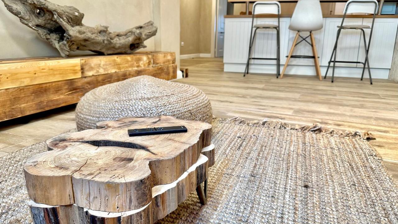 Boutique Apartment In Heart Of Хайфа Екстериор снимка